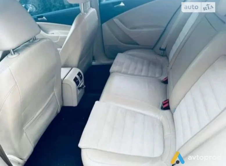 Фото 4 - Volkswagen Passat 2008