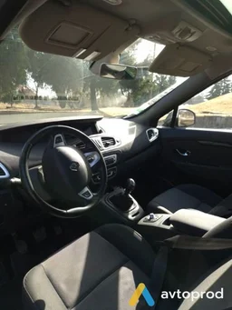 Photo 2 - Renault Grand Scenic 2012