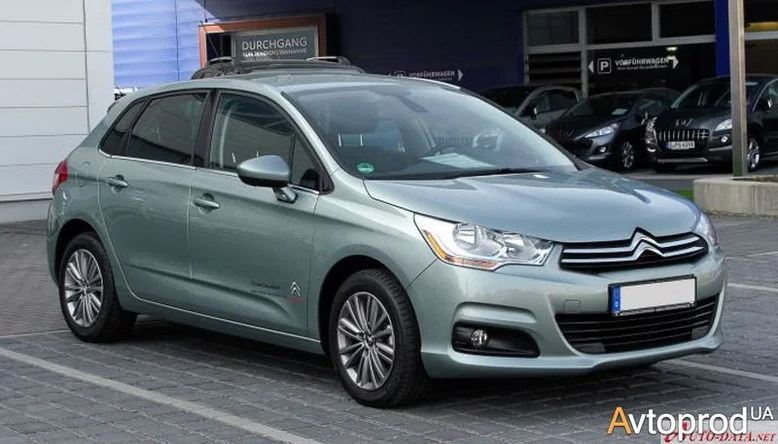 Фото 2 - Citroen C4 2011