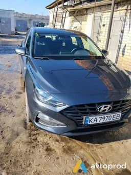 Photo 2 - Hyundai i30 2021