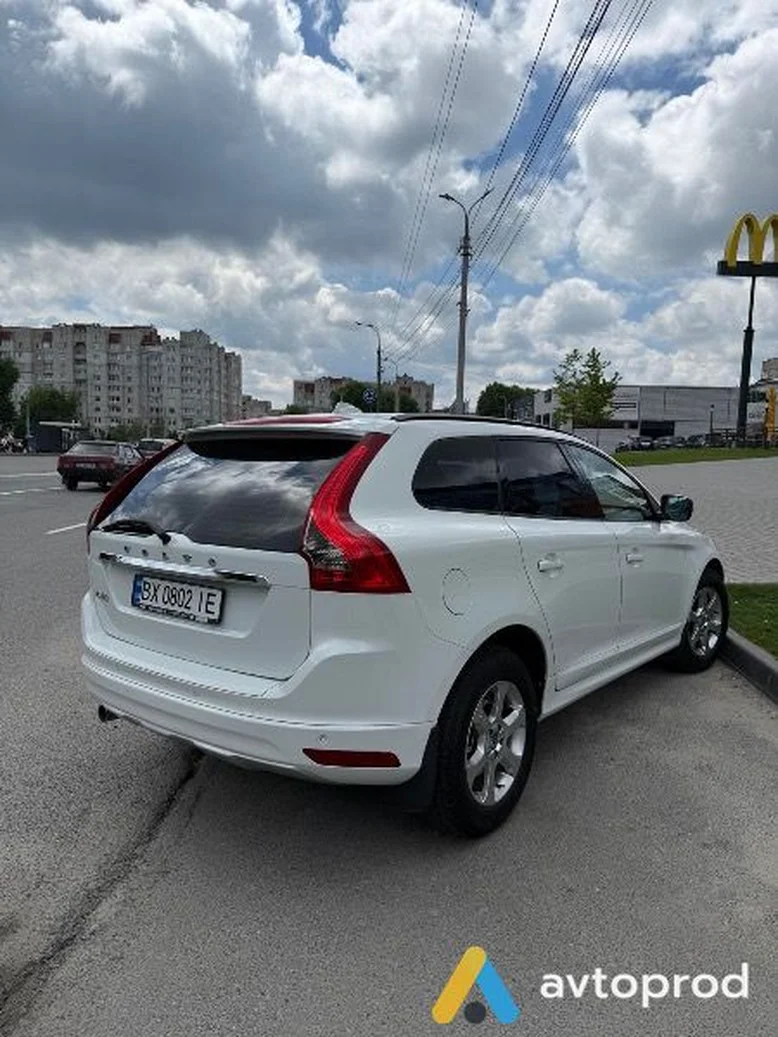 Фото 2 - Volvo XC60 2015