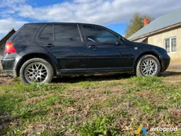 Photo 2 - Volkswagen Golf 1998