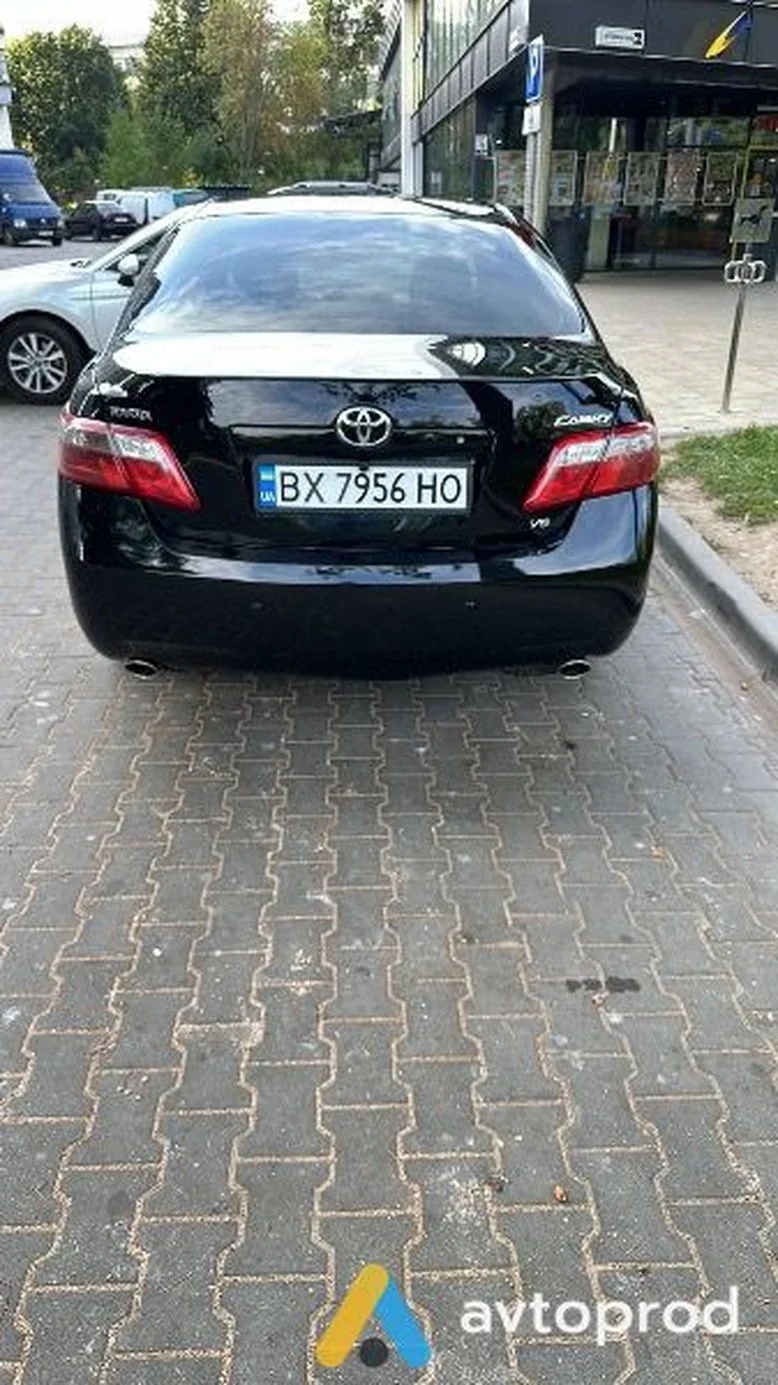 Фото 4 - Toyota Camry 2008