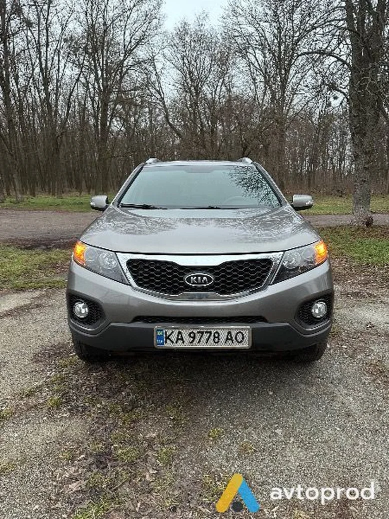 Фото 1 - Kia Sorento 2010