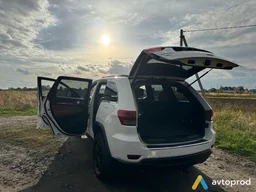 Photo 2 - Jeep Grand Cherokee 2011