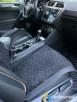 Photo 4 - Volkswagen Tiguan 2018