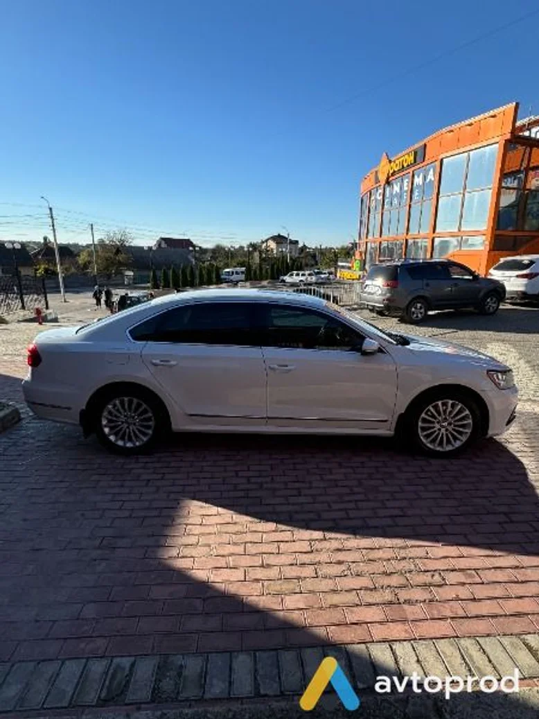 Фото 3 - Volkswagen Passat 2016