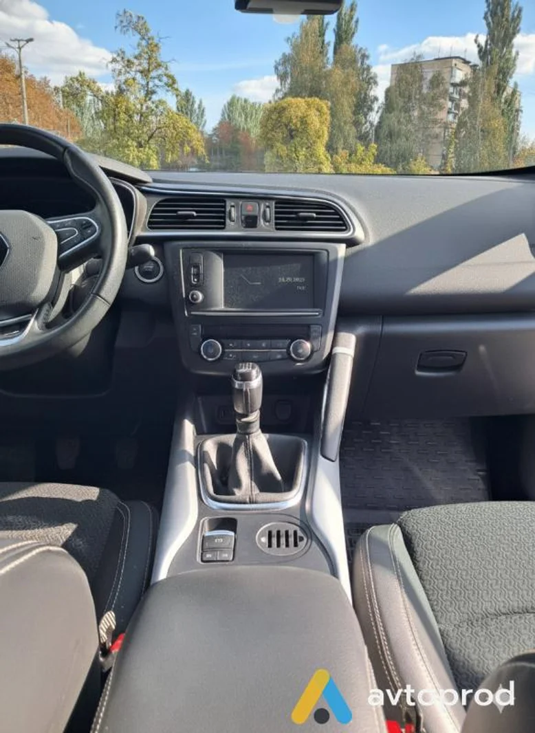 Фото 4 - Renault Kadjar 2015