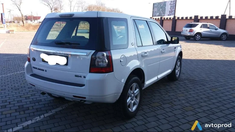 Фото 4 - Land Rover Freelander 2012