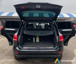 Photo 4 - Volkswagen Touareg 2012