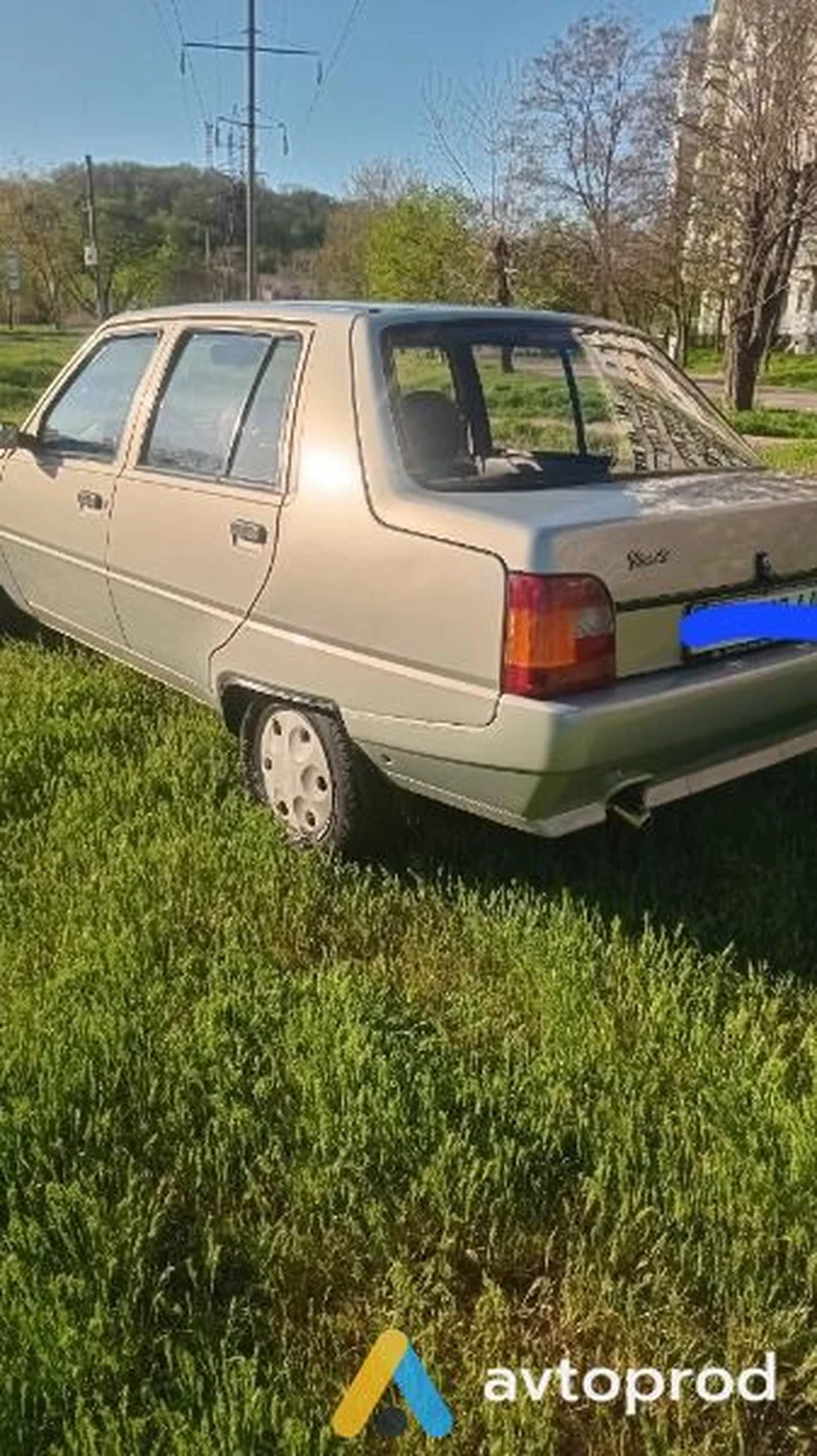 Фото 1 - ZAZ 1102 2006