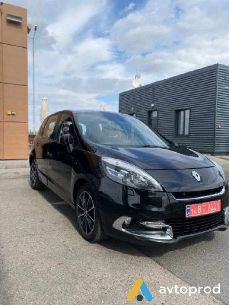 Фото 4 - Renault Scenic 2012