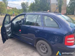 Photo 2 - Skoda Fabia 2004