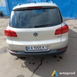Photo 3 - Volkswagen Tiguan 2011