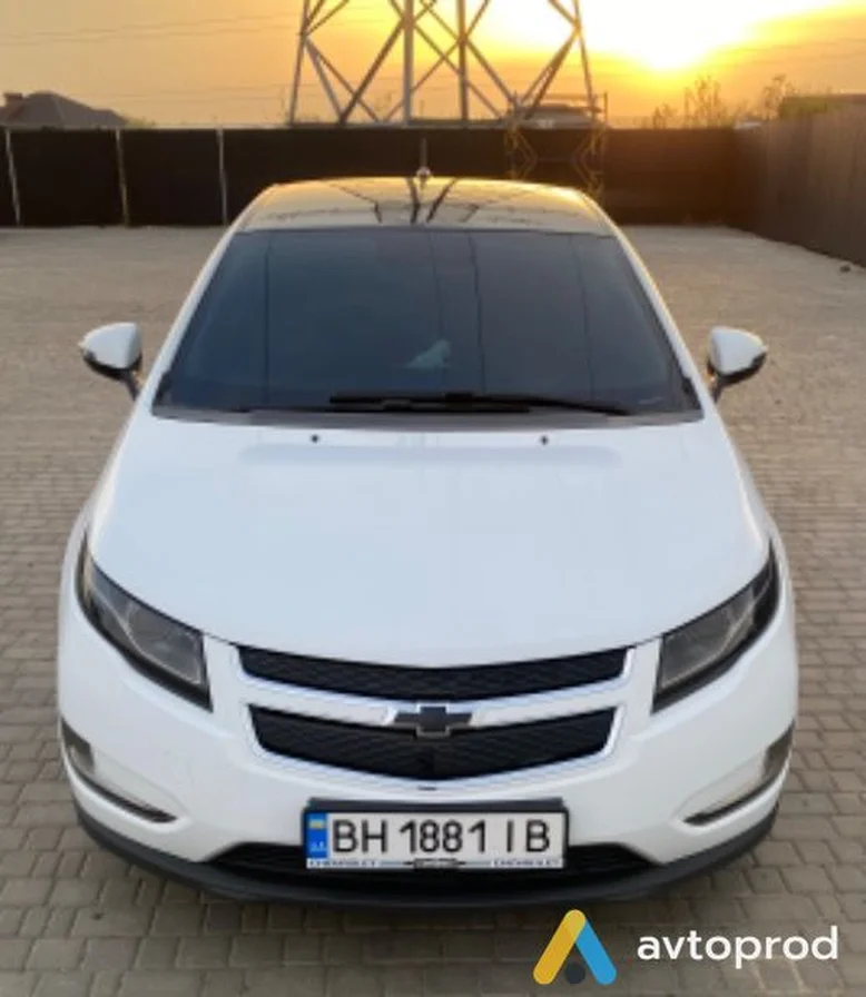 Фото 1 - Chevrolet Volt 2014