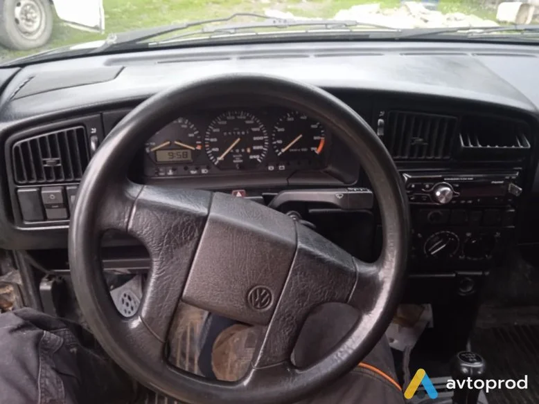 Фото 2 - Volkswagen Passat 1989