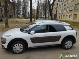 Фото 2 - Citroen C4 2015