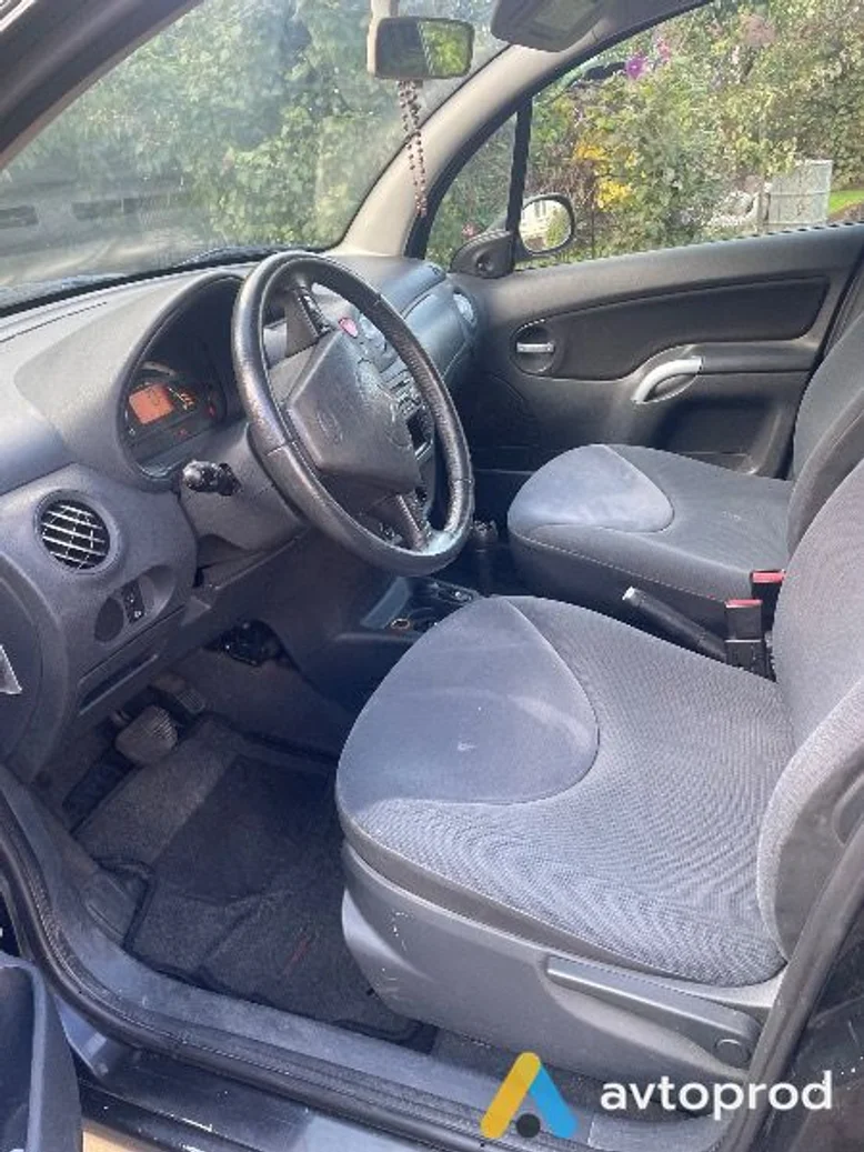 Фото 2 - Citroen C3 2004