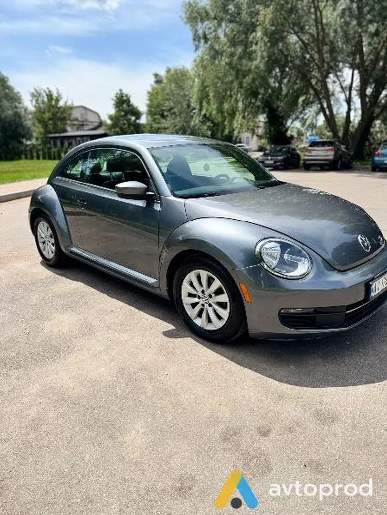 Фото 1 - Volkswagen Beetle 2016
