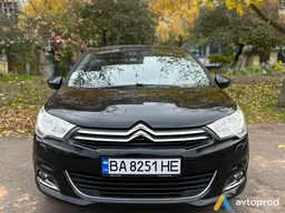 Photo 3 - Citroen C4 2010